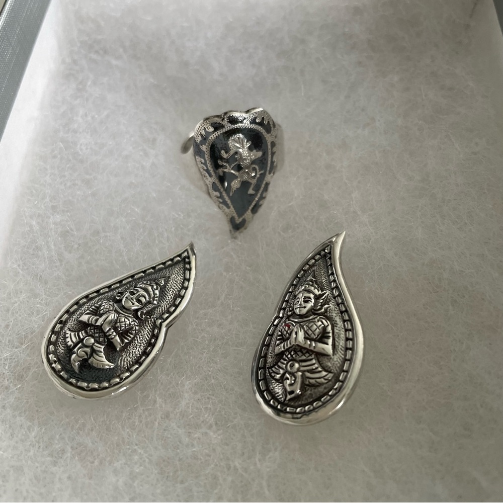 ⭐️HOST PICK⭐️ Original Vintage Thai Jewelry